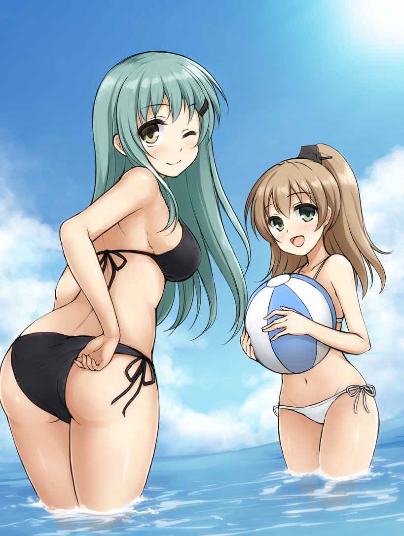 2girls, ;), adjusting_clothes, adjusting_swimsuit, ball, beachball, bikini, black_bikini, black_swimsuit, blush, breasts, brown_hair, check_translation, clouds, commentary, don_(29219), green_eyes, green_hair, hair_ornament, hairclip, kantai_collection, kumano_(kantai_collection), legs, light_brown_eyes, long_hair, looking_at_viewer, looking_back, multiple_girls, ocean, one_eye_closed, open_mouth, ponytail, sky, smile, suzuya_(kantai_collection), swimsuit, thighs, translation_request, water, white_bikini, white_swimsuit