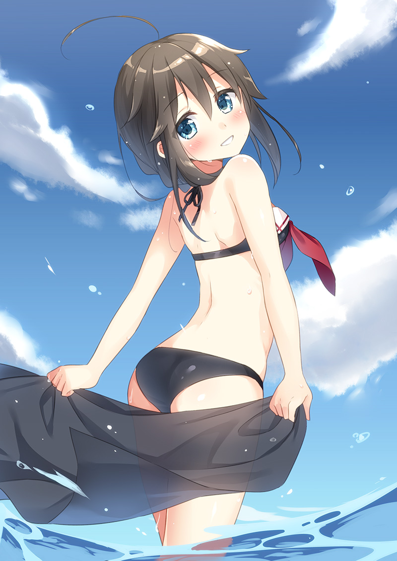 1girl, adapted_costume, ahoge, ass, bare_shoulders, bikini, black_hair, blue_eyes