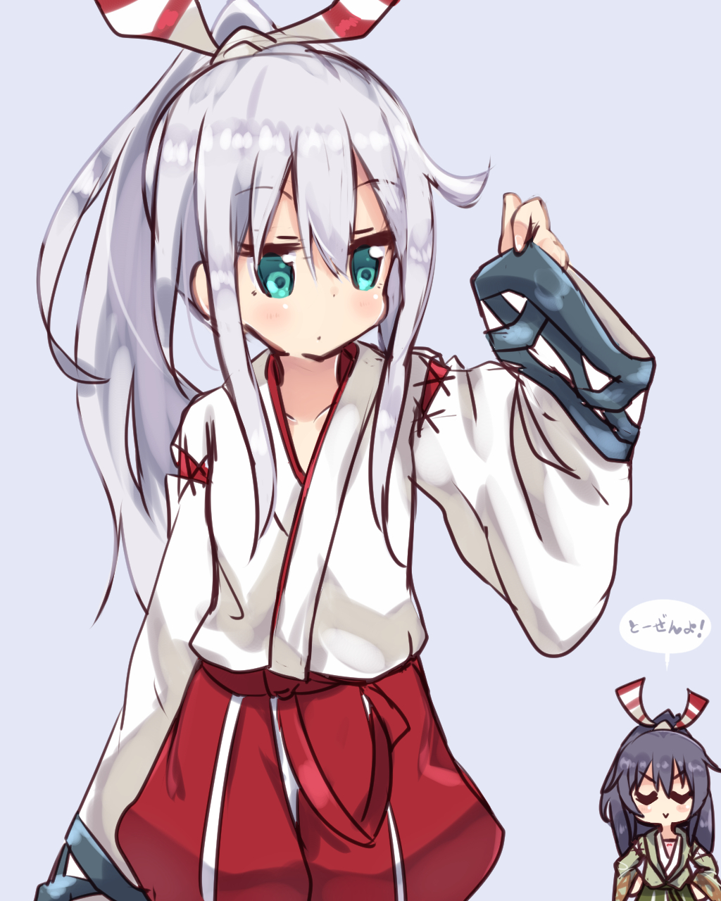 >:>, 2girls, akatsuki_(kantai_collection), alternate_color, alternate_hairstyle, amano_kouki, aqua_eyes, black_hair