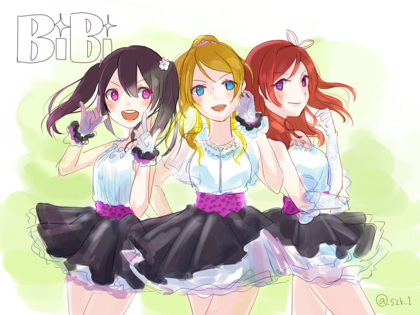 >:), >:d, 3girls, :d, \m/, ayase_eli, black_hair, blonde_hair