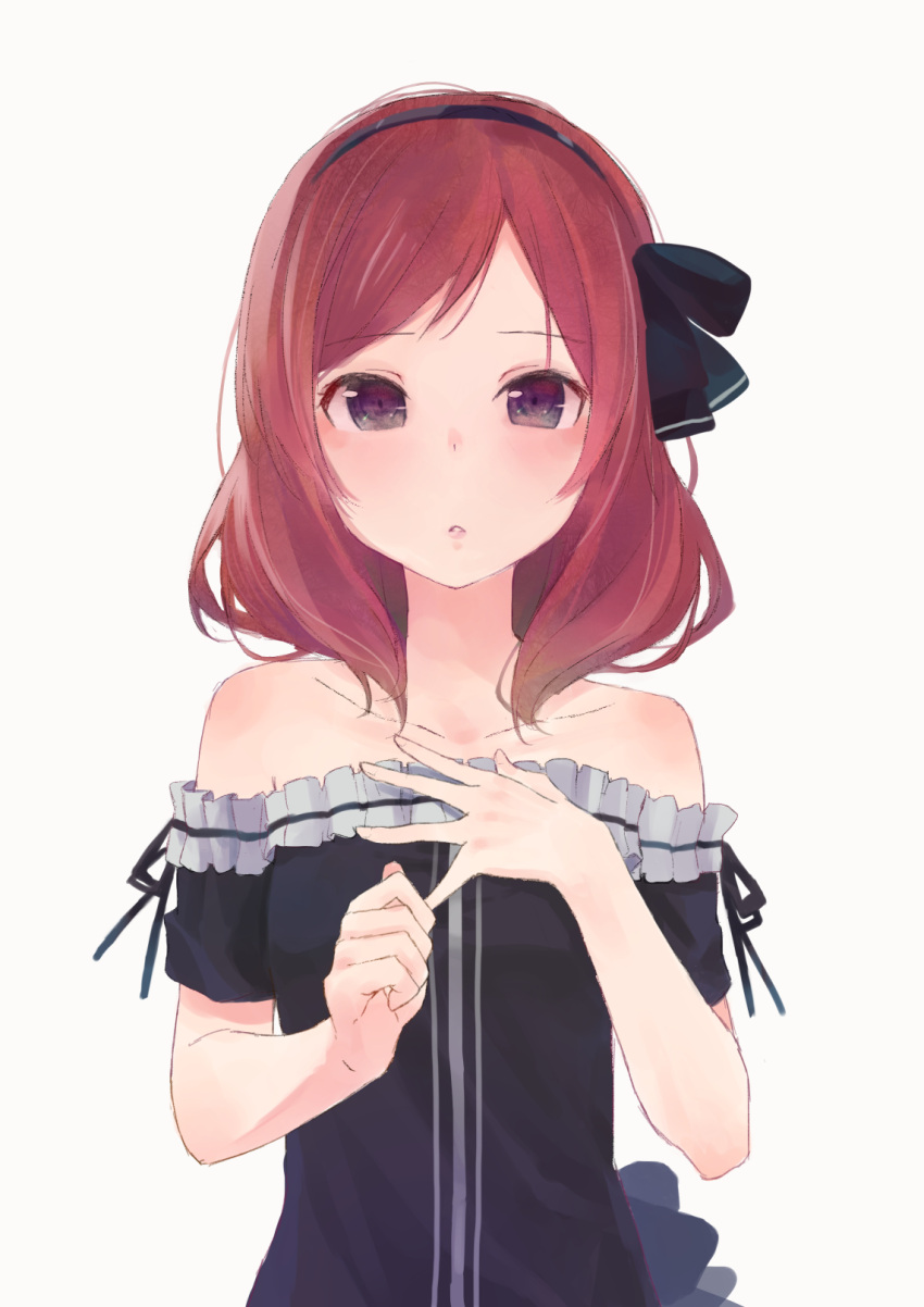 1girl, bangs, bare_shoulders, black_bow, blush, bow, clenched_hand, collarbone, d:, eyebrows, eyebrows_visible_through_hair, frills, hair_bow, hairband, highres, kobutakurassyu, looking_at_viewer, love_live!_school_idol_project, nishikino_maki, open_mouth, parted_lips, redhead, short_sleeves, simple_background, solo, spread_fingers, swept_bangs, upper_body, violet_eyes, white_background