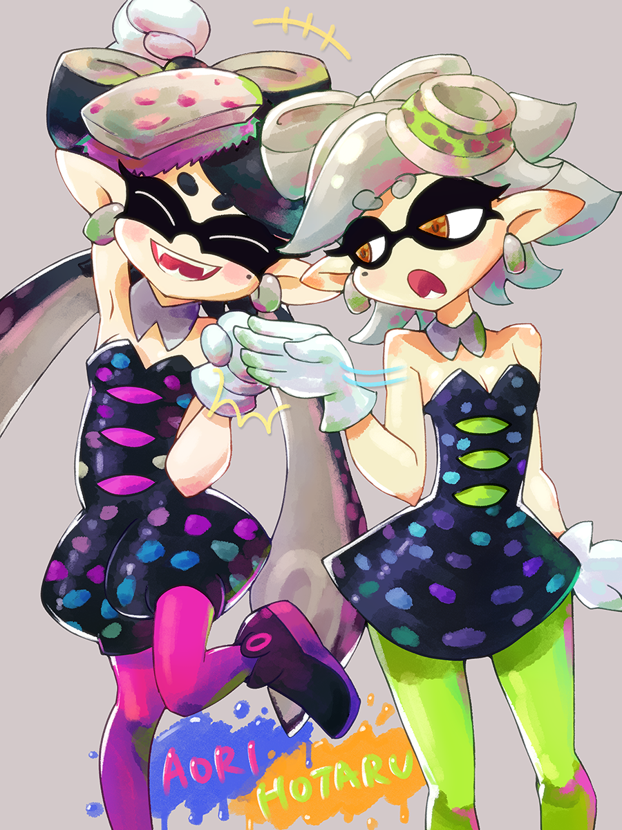 2girls, 966, arm_up, black_dress, black_hair, brown_eyes, callie_(splatoon), character_name
