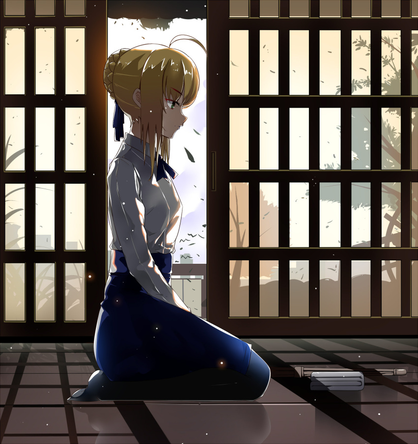 ahoge, blonde_hair, blouse, bow, fate/stay_night, fate_(series), green_eyes, hair_ribbon