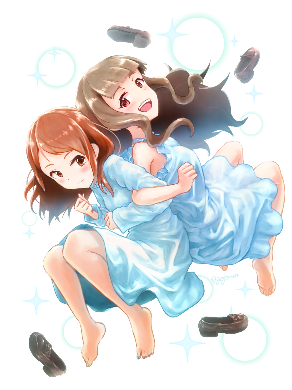2girls, barefoot, blush, brown_eyes, brown_hair, gojarun, highres, houjou_karen