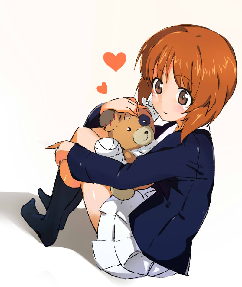 1girl, brown_eyes, brown_hair, girls_und_panzer, hug, nishizumi_miho, ramu_(taka1995), short_hair