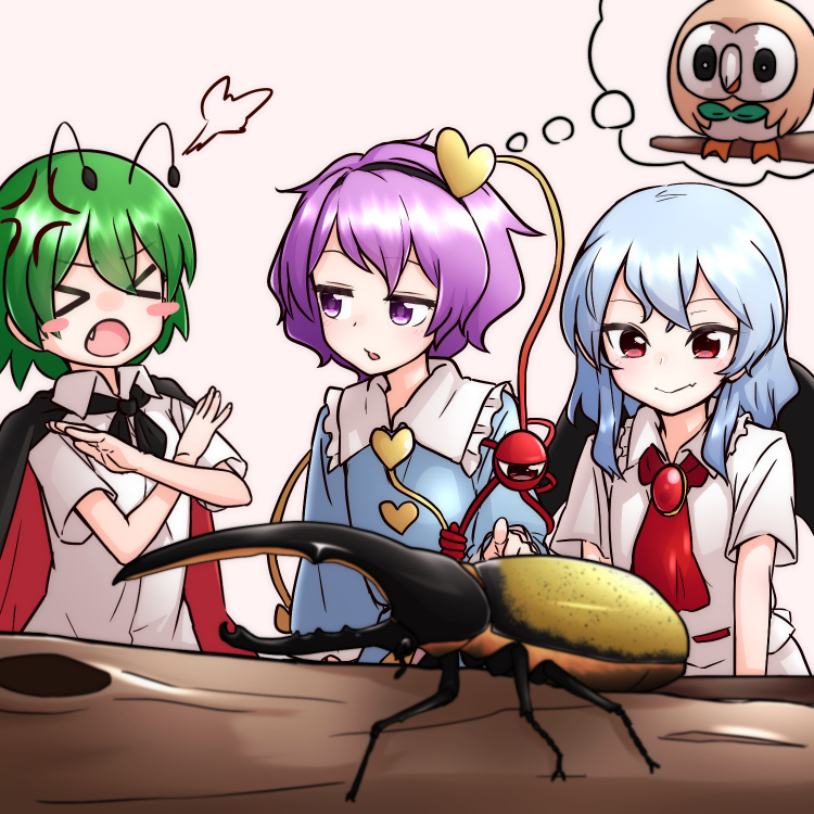 >_<, 3girls, anger_vein, antennae, ascot, beetle, black_cape, blue_hair