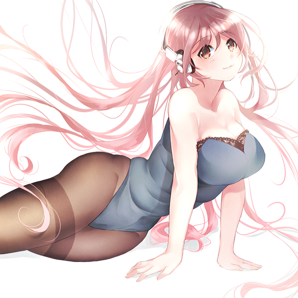 1girl, bare_shoulders, blush, breasts, cleavage, emodelas, fat_folds, headphones, large_breasts, leotard, long_hair, looking_at_viewer, nitroplus, pantyhose, pink_hair, red_eyes, smile, solo, super_sonico