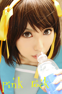 brown_hair, close-up, cosplay, drinking, mizuno_shiro, photo, suzumiya_haruhi, suzumiya_haruhi_no_yuuutsu