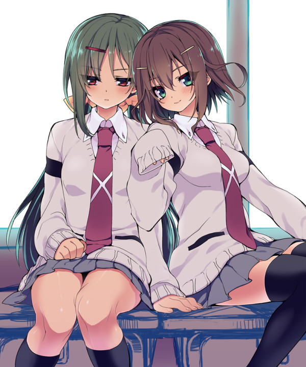 2girls, arm_support, armband, black_legwear, blush, brown_hair, commentary_request, green_eyes