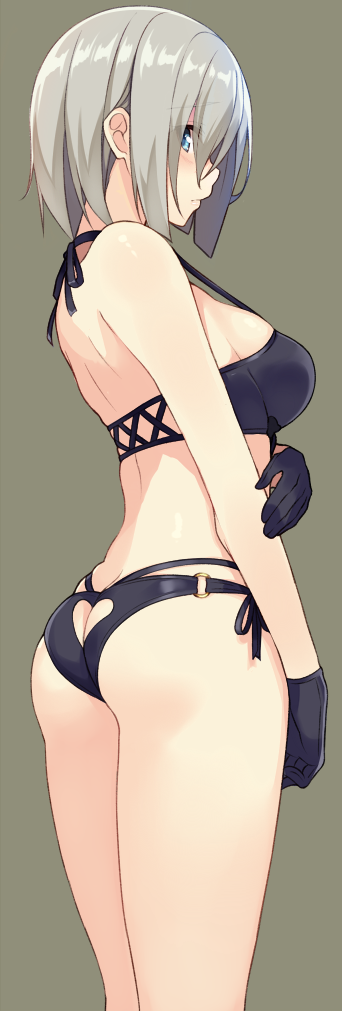 1girl, ass, ass_cutout, bare_shoulders, bikini, black_bikini, black_gloves, blue_eyes