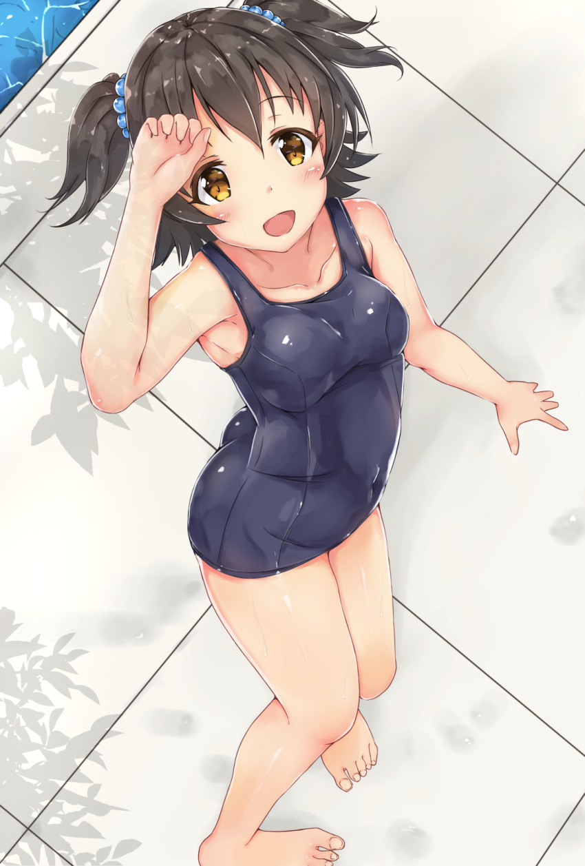 1girl, akagi_miria, barefoot, black_hair, blush, breasts, brown_eyes, f_yuunny