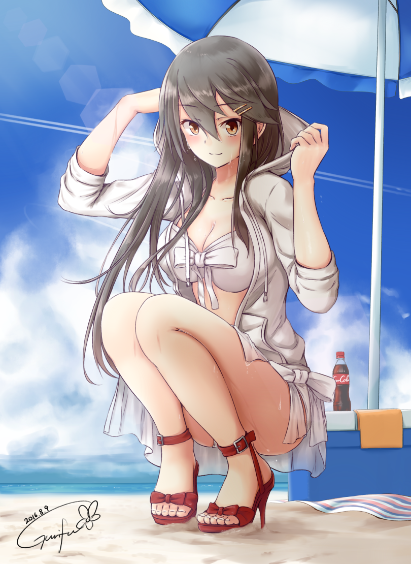 1girl, beach, beach_umbrella, bent_knees, bikini, black_hair, front-tie_top, gurifu