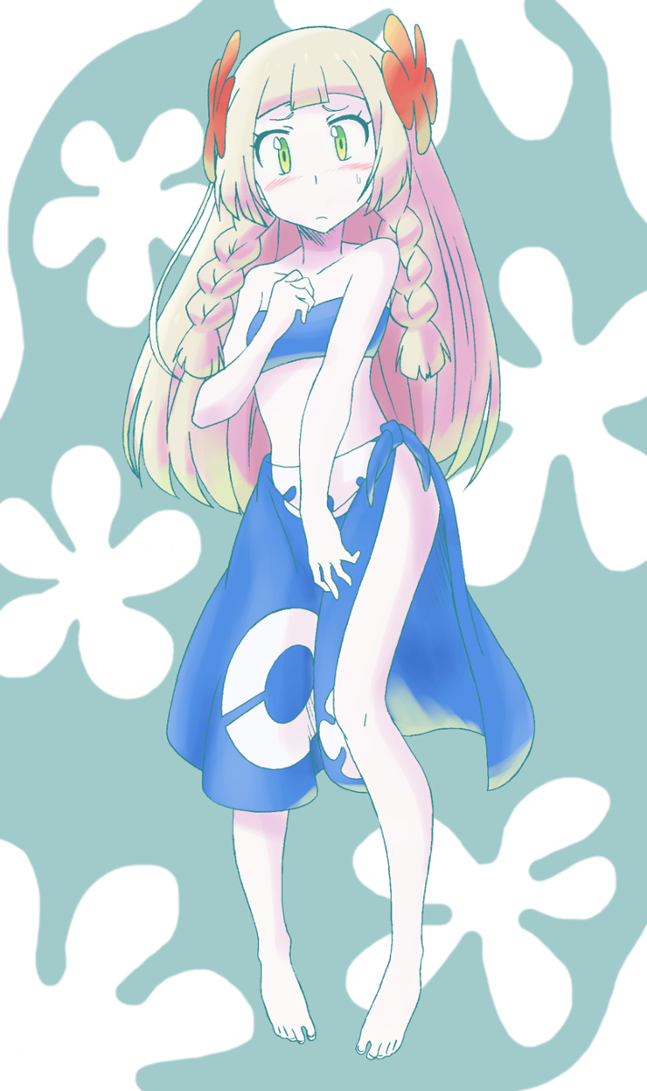 blonde_hair, blush, flower, fuyou_(pokemon), fuyou_(pokemon)_(cosplay), green_eyes, hair_flower, hair_ornament, hibiscus, highres, hula, lillie_(pokemon), nomura, pixiv_sample, pokemon, pokemon_(game), pokemon_oras, pokemon_rse, pokemon_sm, sarong