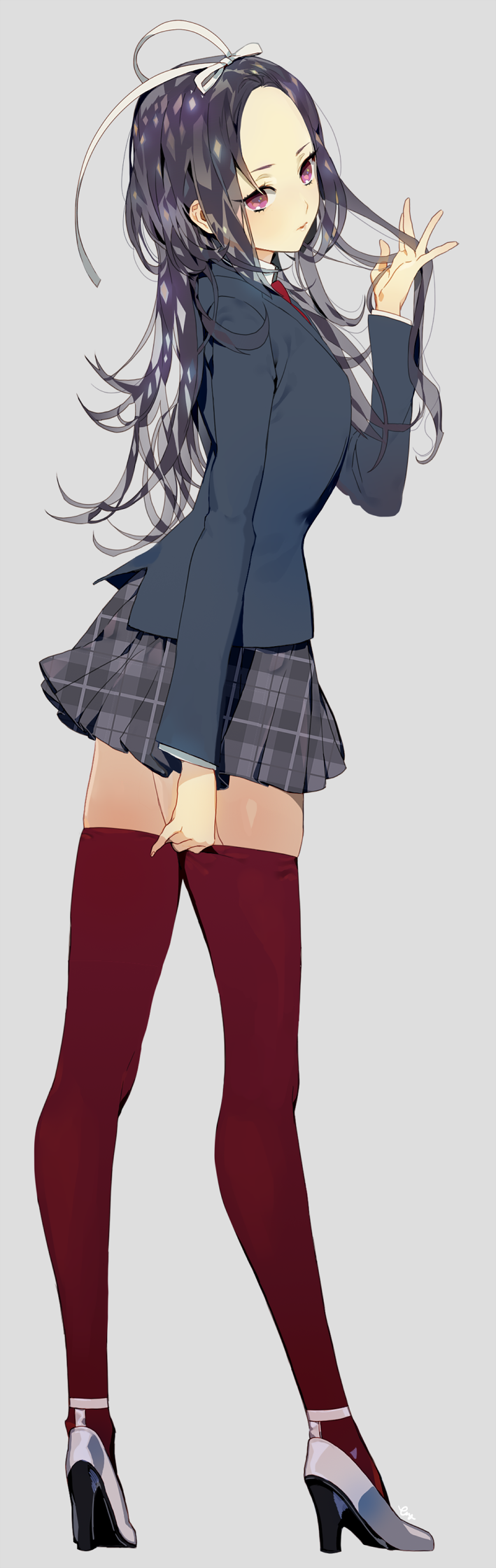 1girl, adjusting_clothes, adjusting_legwear, black_hair, emje_(uncover), full_body, grey_background, hair_ribbon, hair_tie, hair_tousle, high_heels, highres, long_hair, long_sleeves, looking_at_viewer, original, red_legwear, ribbon, school_uniform, simple_background, skindentation, skirt, solo, thigh-highs, thighhighs_pull, violet_eyes, zettai_ryouiki