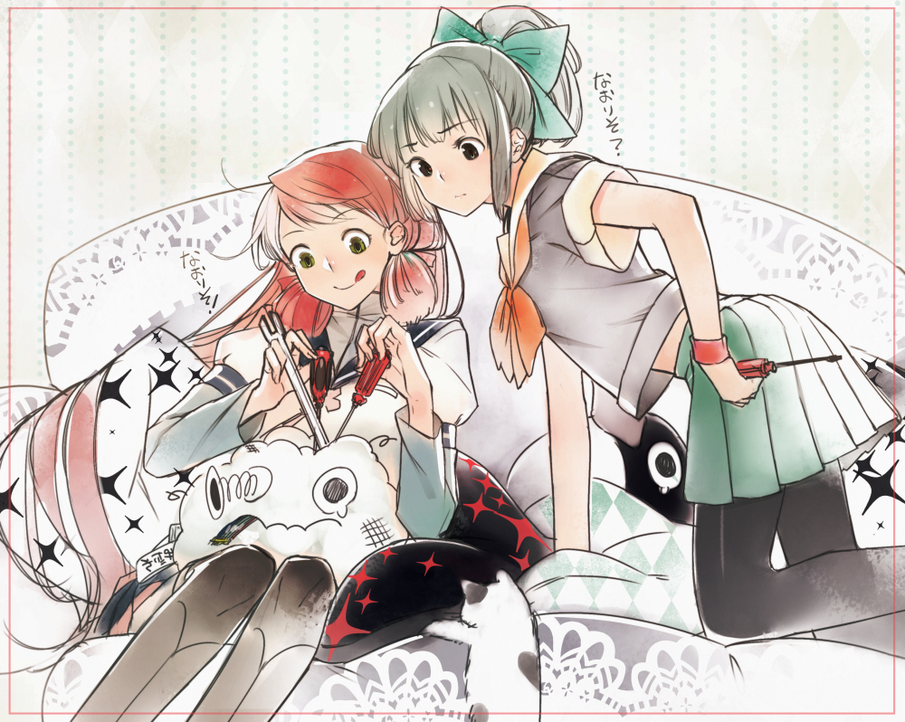 2girls, akashi_(kantai_collection), black_legwear, bow, failure_penguin, folded_ponytail, green_eyes, green_hair