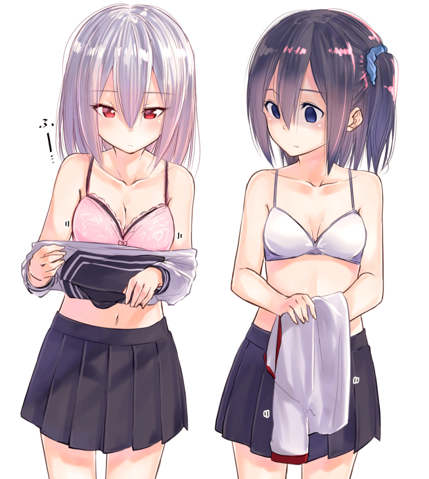 2girls, bare_arms, bare_shoulders, black_hair, blue_eyes, blue_scrunchie, bra, breast_envy