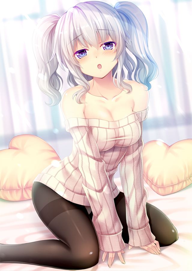 1girl, alternate_costume, arm_support, blue_eyes, breasts, cleavage, collarbone, commentary_request