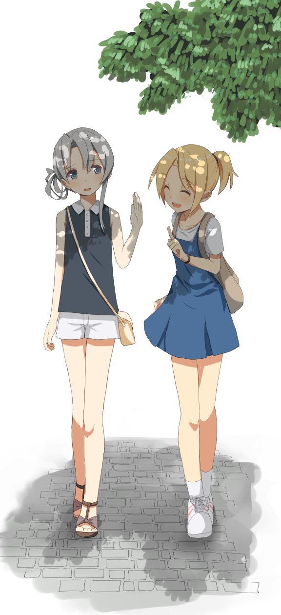 2girls, alternate_costume, asymmetrical_hair, bag, bangs, bare_arms, bare_shoulders, black_shirt
