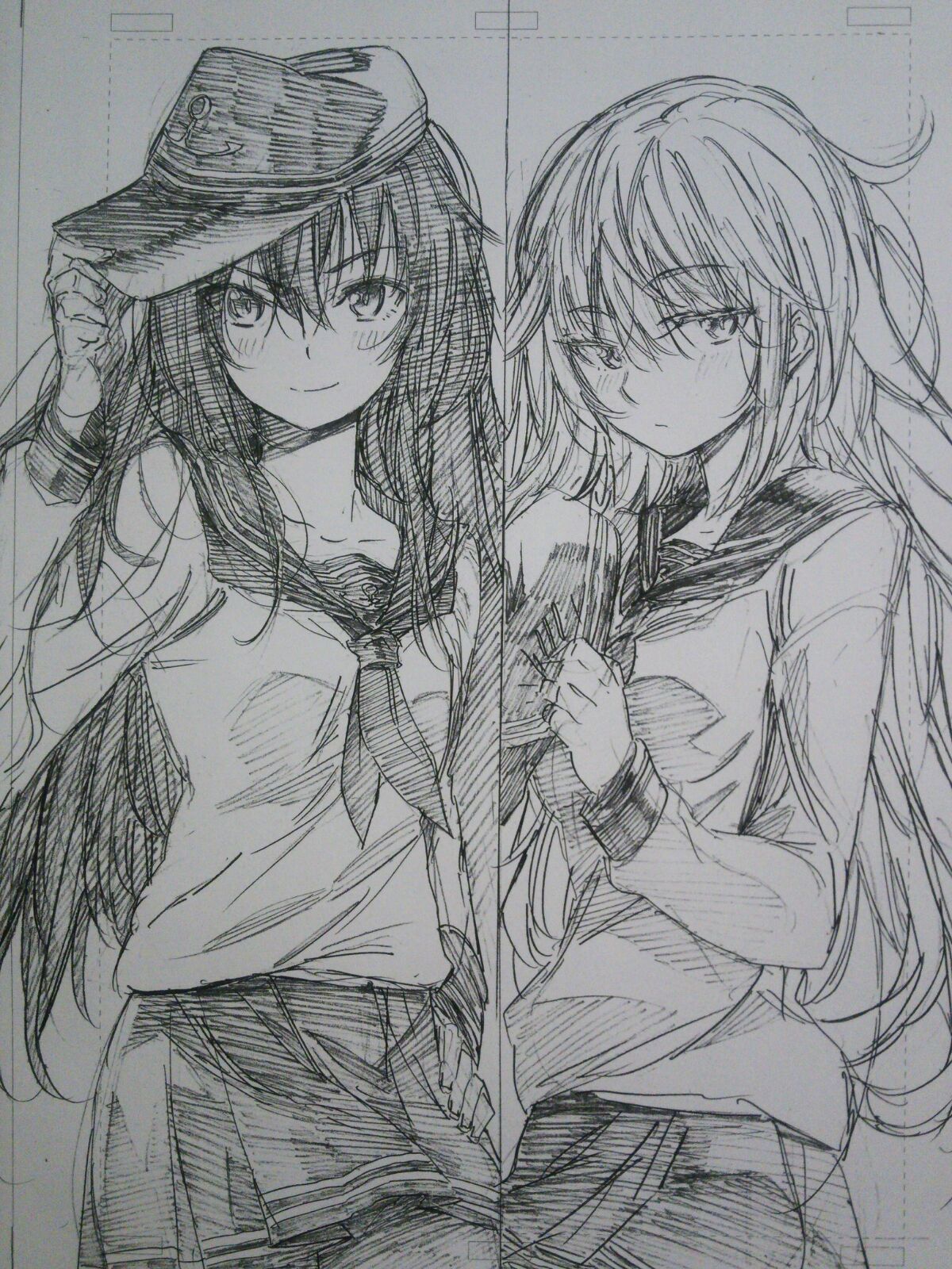 >:), 2girls, akatsuki_(kantai_collection), anchor_symbol, eyebrows, eyebrows_visible_through_hair, from_side, hair_between_eyes