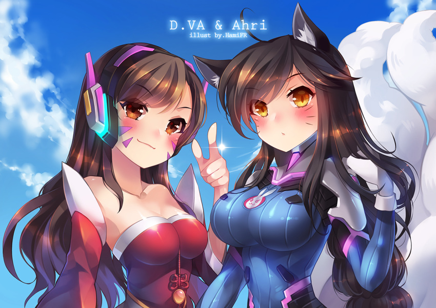 2girls, ahoge, ahri, ahri_(cosplay), animal_ears, bangs, bare_shoulders, blizzard_(company)