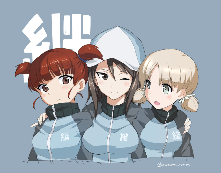 3girls, aki_(girls_und_panzer), aqua_eyes, arms_at_sides, blonde_hair, blue_background, breasts, brown_eyes