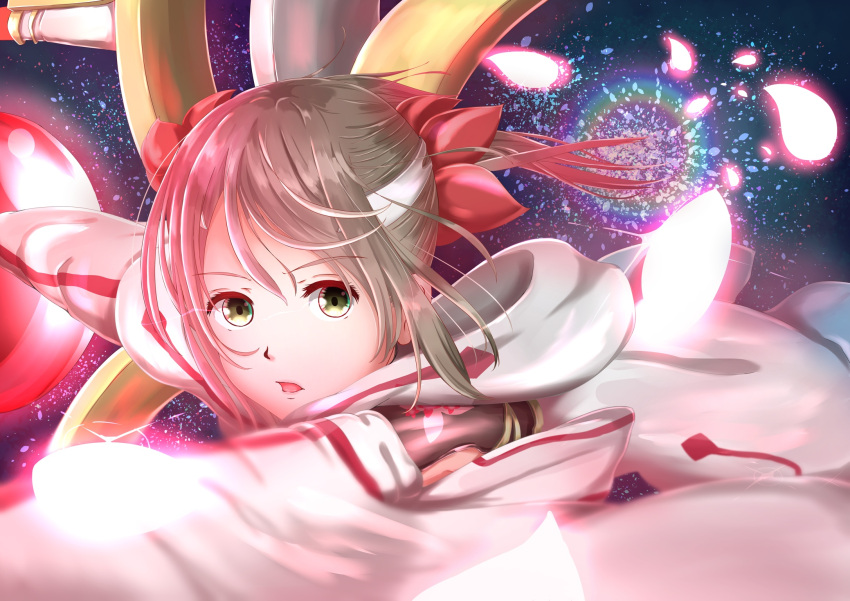 1girl, aoiao, brown_hair, commentary_request, eyebrows, eyebrows_visible_through_hair, glowing, green_eyes