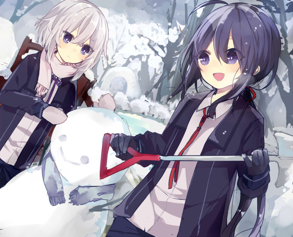 2boys, ahoge, black_gloves, black_hair, dutch_angle, gloves, honebami_toushirou, male_focus, mittens, multiple_boys, namazuo_toushirou, open_mouth, ponytail, scarf, shovel, smile, snow, snowman, sutera_(pixivid9911890), touken_ranbu, violet_eyes, white_hair, winter, worktool