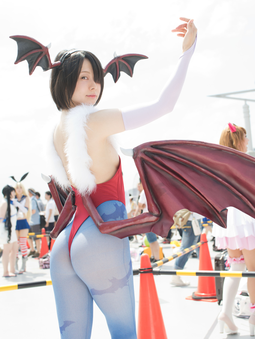 1girl, asian, ass, black_hair, cosplay, lilith_aensland, photo, ushijima_iiniku