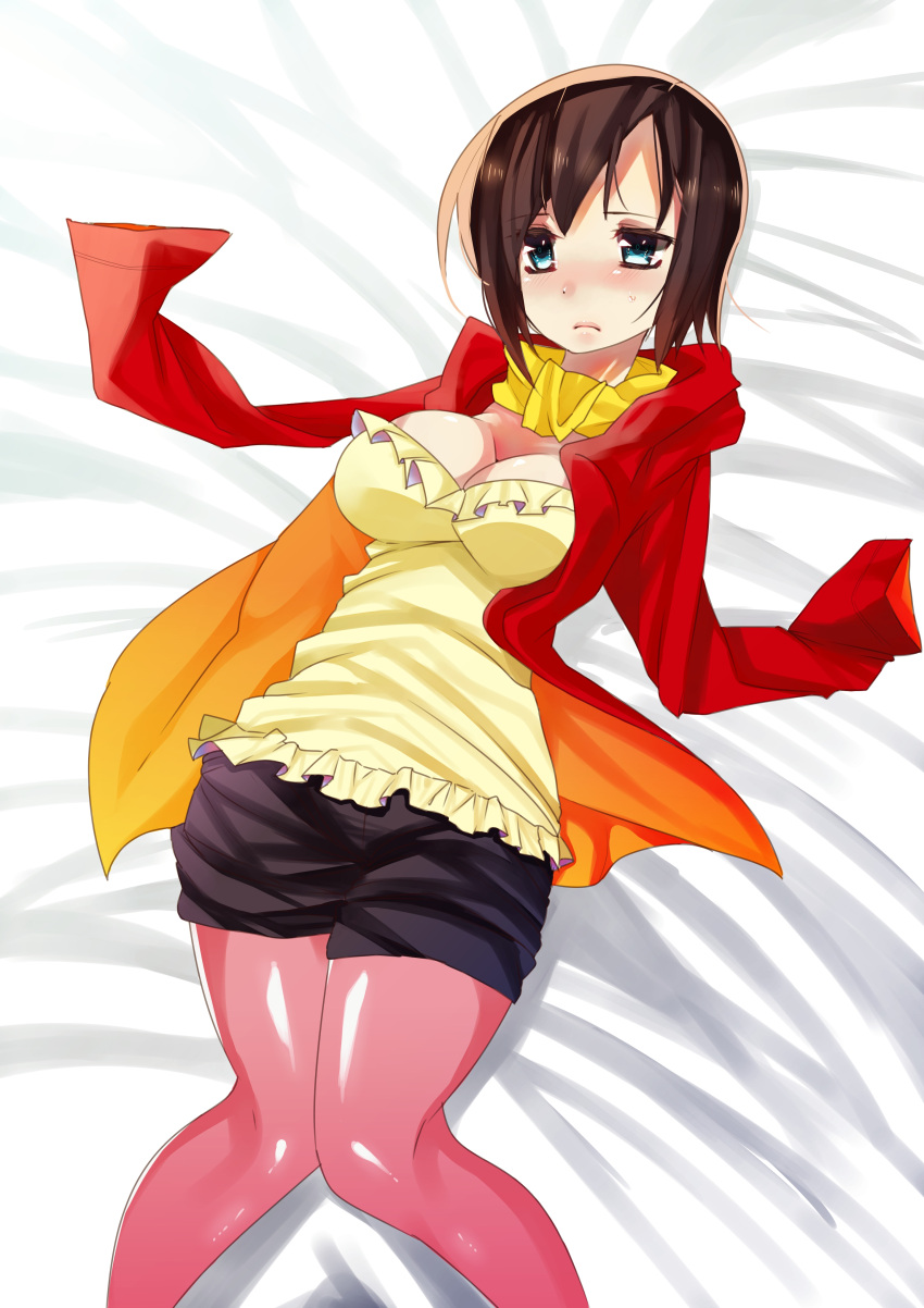 1girl, alternate_costume, amputee, bed, brown_hair, female, green_eyes, highres, kyoukaisenjou_no_horizon, pink_legwear, ryou_homare, short_hair, shorts, solo, tachibana_gin