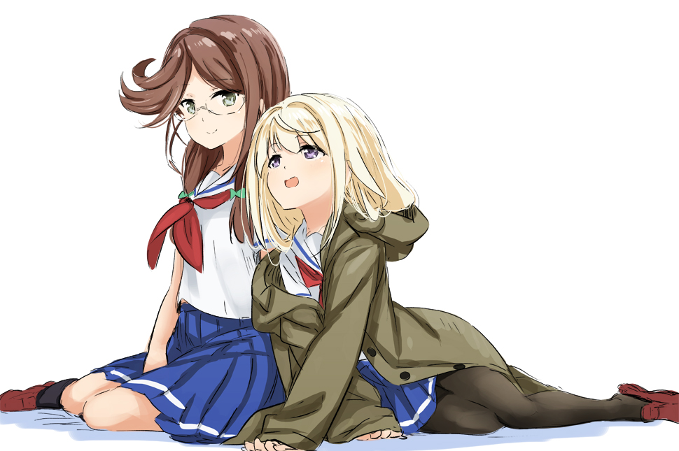 2girls, abe_kanari, blonde_hair, blue_skirt, brown_hair, fujita_yui, glasses, green_eyes