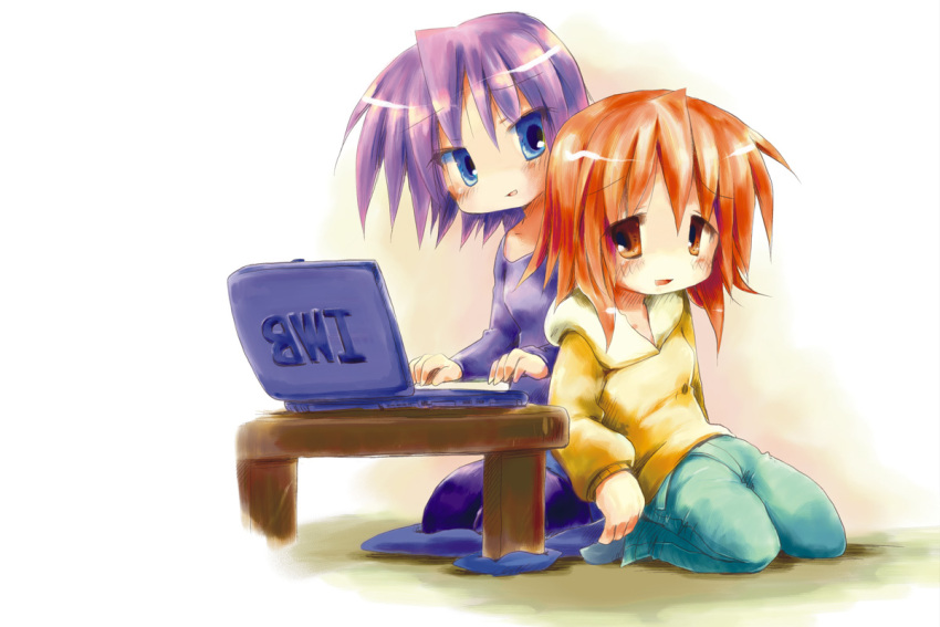 2girls, blue_eyes, computer, hiiragi_inori, hiiragi_matsuri, laptop, lucky_star, multiple_girls