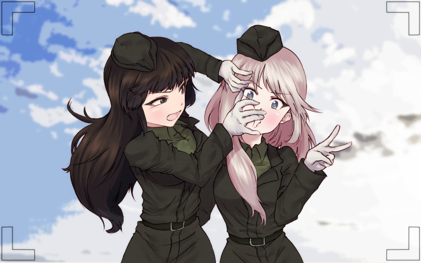 2girls, angry, bangs, belt, blunt_bangs, brown_dress, brown_eyes, brown_hair