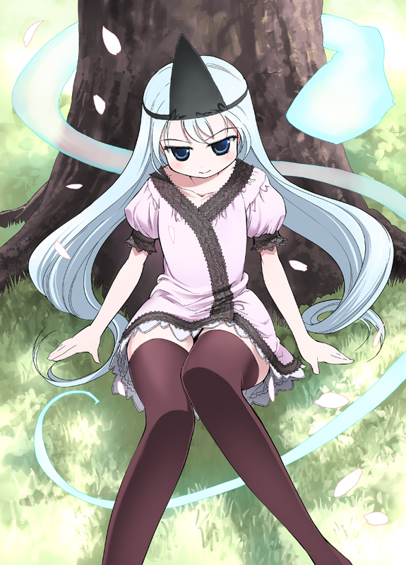 1girl, ghost, hitaikakushi, original, solo, takahata_yuki, thigh-highs, triangular_headpiece