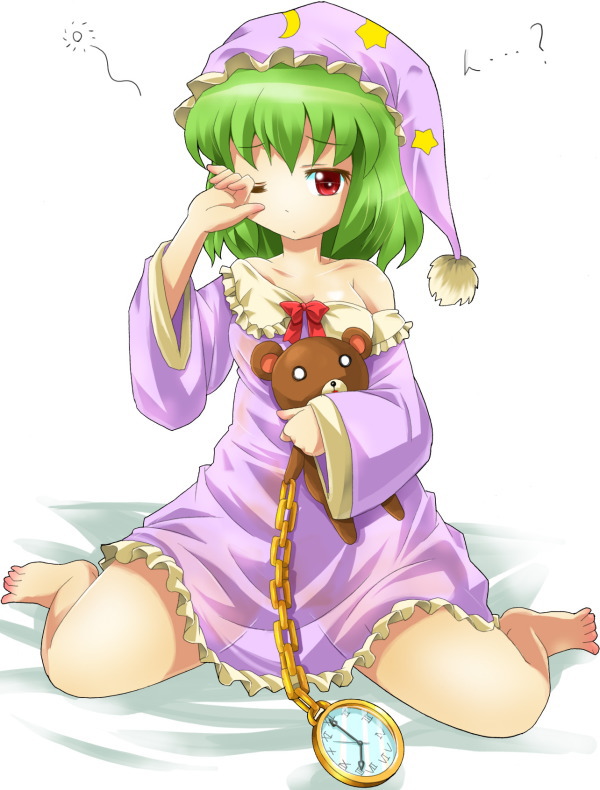 1girl, chains, female, green_hair, kazami_yuuka, michii_yuuki, pajamas, red_eyes
