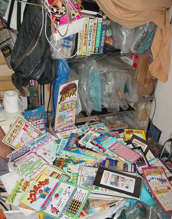 bubble_wrap, bubblewrap, messy_room, otaku_room, photo, toilet_paper
