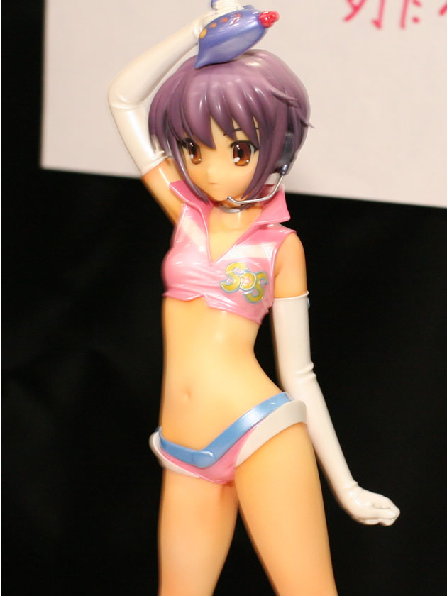 1girl, brown_eyes, bubba, crop_top, elbow_gloves, energy_gun, figure, gloves, gun, headset, midriff, nagato_yuki, panties, photo, purple_hair, ray_gun, short_hair, short_shorts, shorts, solo, sos_galactic_patrol, suzumiya_haruhi_no_yuuutsu, underwear, weapon, wonder_festival, wonder_festival_2007