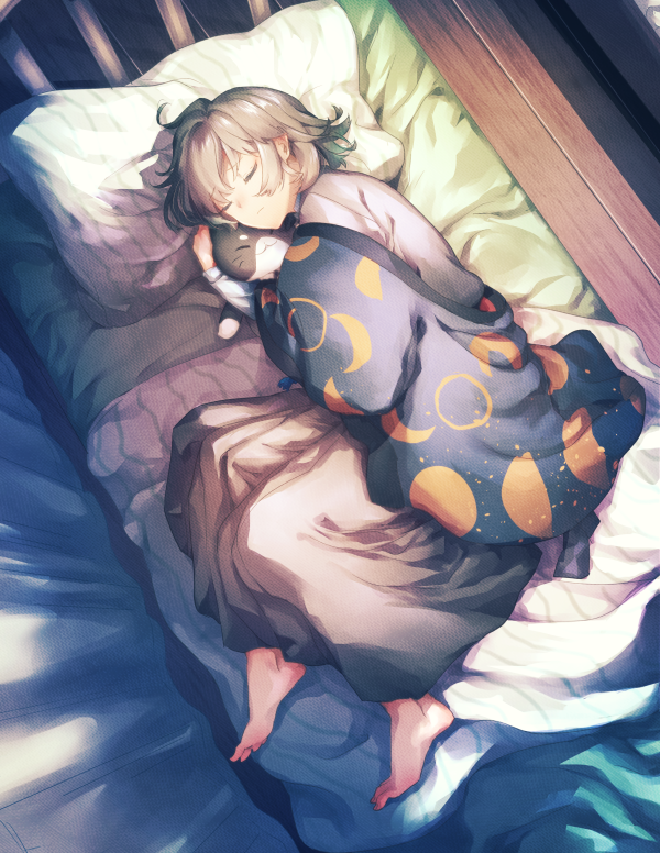 1boy, bed, bungou_to_arukemisuto, cat, closed_eyes, crescent, ears, feet
