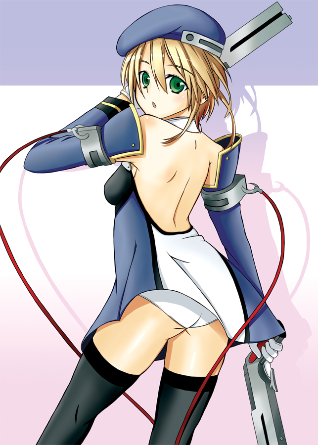 beret, blazblue, blonde_hair, detached_sleeves, green_eyes, gun, hat, noel_vermillion