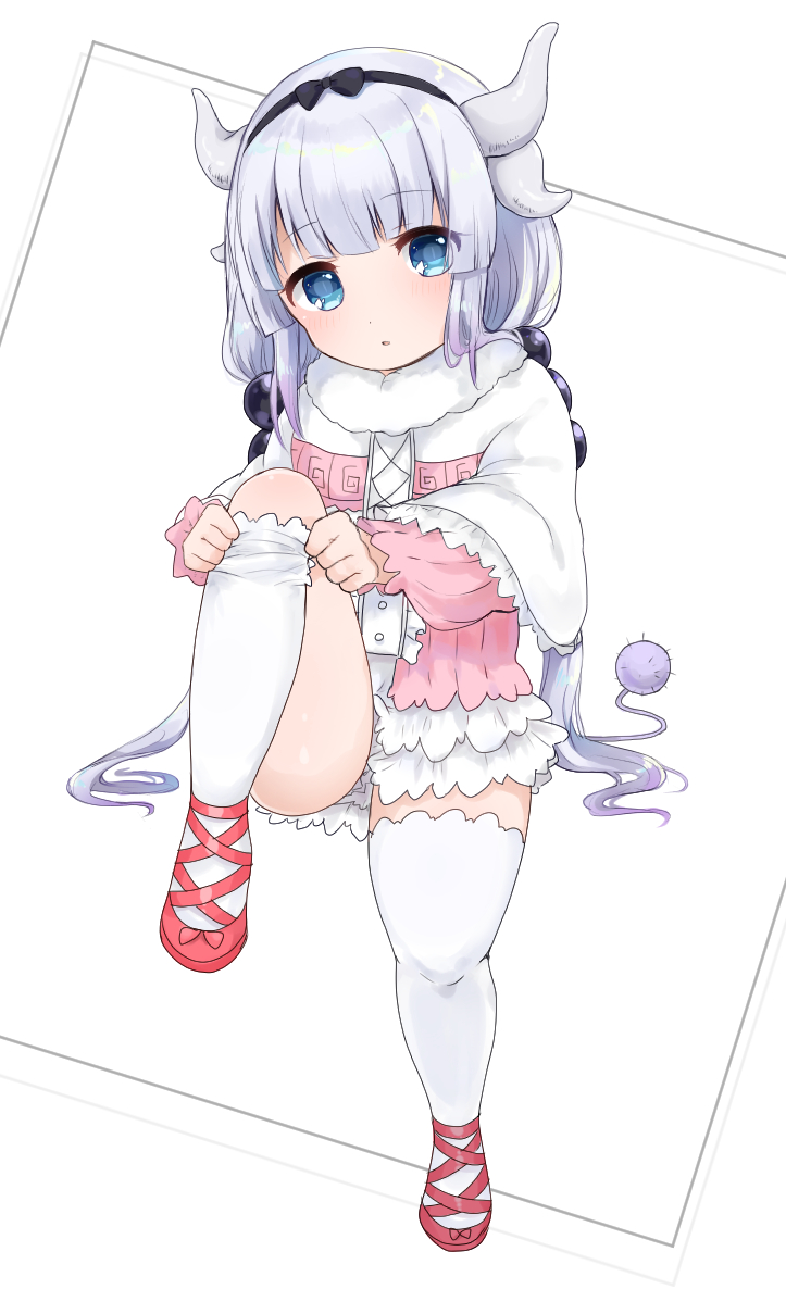 1girl, :o, bangs, blue_eyes, fur_trim, hair_bobbles, hair_ornament, hairband