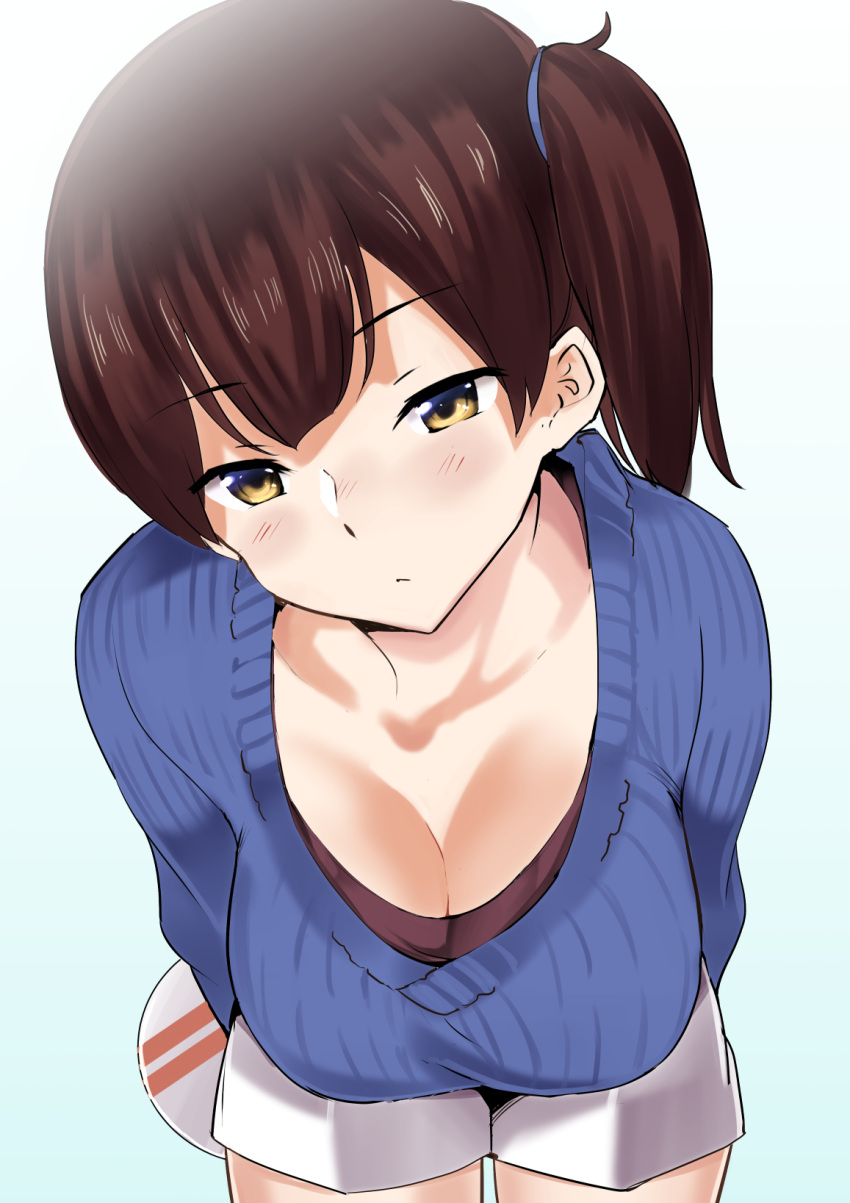 1girl, arms_behind_back, blue_background, blue_shirt, breasts, brown_eyes, brown_hair, casual