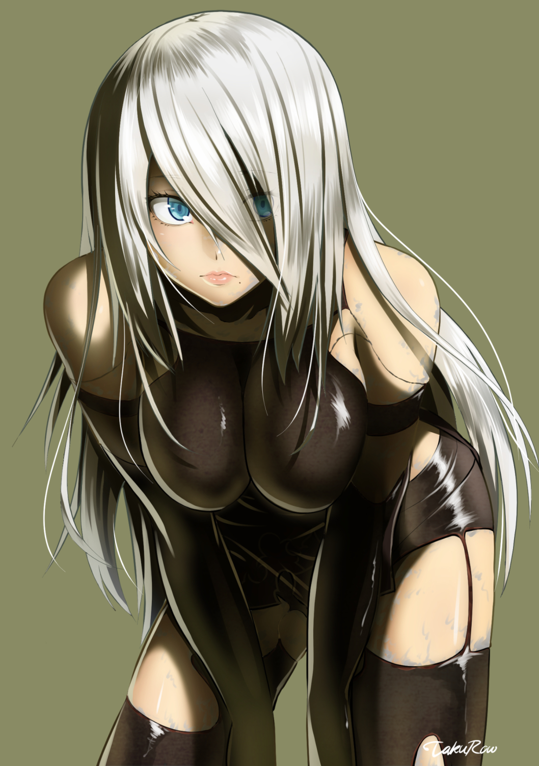 1girl, android, artist_name, bare_shoulders, between_legs, black_gloves, black_legwear, black_shorts, blue_eyes, breasts, closed_mouth, collarbone, cowboy_shot, elbow_gloves, eyebrows_visible_through_hair, eyelashes, eyes_visible_through_hair, garter_straps, gloves, green_background, hair_between_eyes, hair_over_one_eye, hand_between_legs, hands_on_legs, hanging_breasts, highres, large_breasts, leaning_forward, lips, long_hair, looking_to_the_side, mole, mole_under_mouth, nier_(series), nier_automata, pink_lips, robot_joints, short_shorts, shorts, silver_hair, simple_background, skin_tight, skindentation, sleeveless, solo, takuroo, tank_top, thigh-highs, very_long_hair, yorha_type_a_no._2