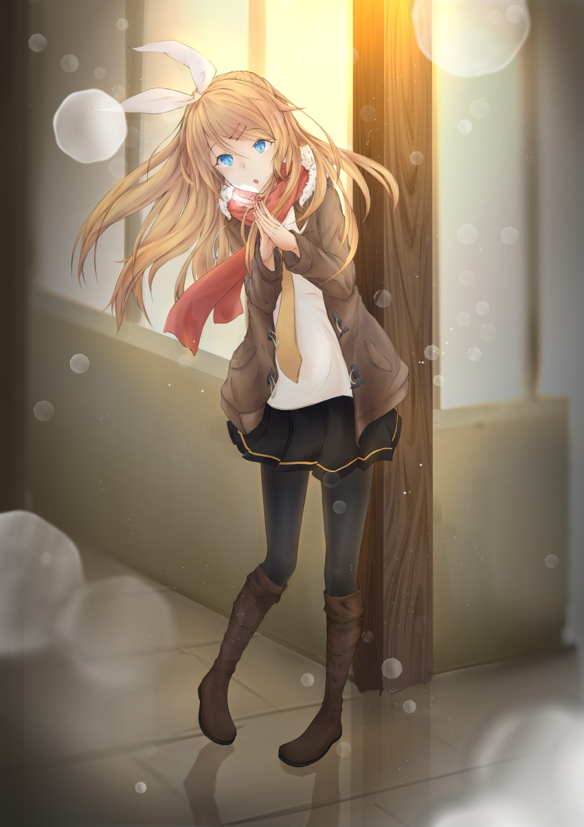 absurdres, alternate_hair_length, alternate_hairstyle, blonde_hair, blue_eyes, boots, bow, breath, eyelashes, future_style_(module), hair_bow, hair_ornament, hairclip, highres, jacket, kagamine_rin, long_hair, necktie, night, older, open_mouth, outdoors, pantyhose, pigeon-toed, project_diva_(series), reflection, scarf, skirt, snow, solo, vocaloid