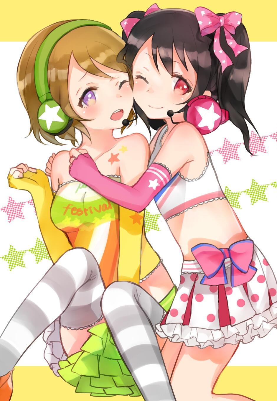 2girls, ;), ;o, bare_shoulders, black_hair, blush, bow, brown_hair