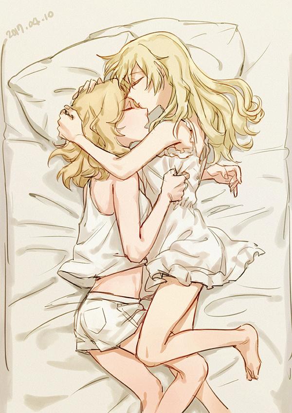 2girls, bare_legs, barefoot, blonde_hair, closed_eyes, darjeeling, dated, forehead_kiss
