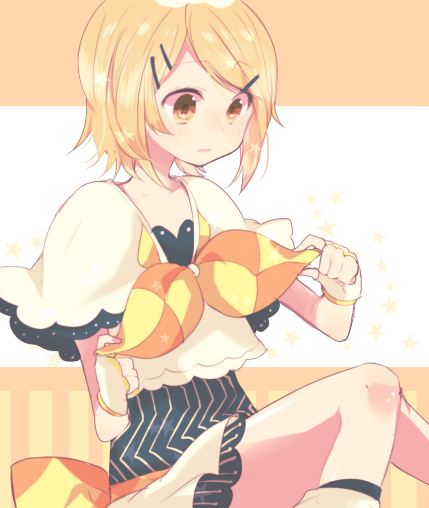 1girl, aoi_choko_(aoichoco), blonde_hair, fingerless_gloves, gloves, hair_ornament, hairclip, highres, kagamine_rin, project_diva_(series), project_diva_x, shiny, shiny_skin, short_hair, simple_background, sitting, solo, star, vocaloid, yellow_eyes