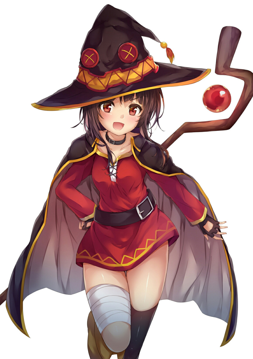>:d, 1girl, :d, asagi_koko, bandaged_leg, belt, black_gloves, black_legwear, blush, brown_eyes, brown_hair, cape, collarbone, dress, eyebrows_visible_through_hair, fingerless_gloves, gloves, hand_on_hip, hat, head_tilt, highres, kono_subarashii_sekai_ni_shukufuku_wo!, leg_up, long_hair, megumin, open_mouth, outstretched_arm, red_dress, simple_background, single_thighhigh, smile, solo, staff, thigh-highs, thigh_gap, white_background, witch, witch_hat