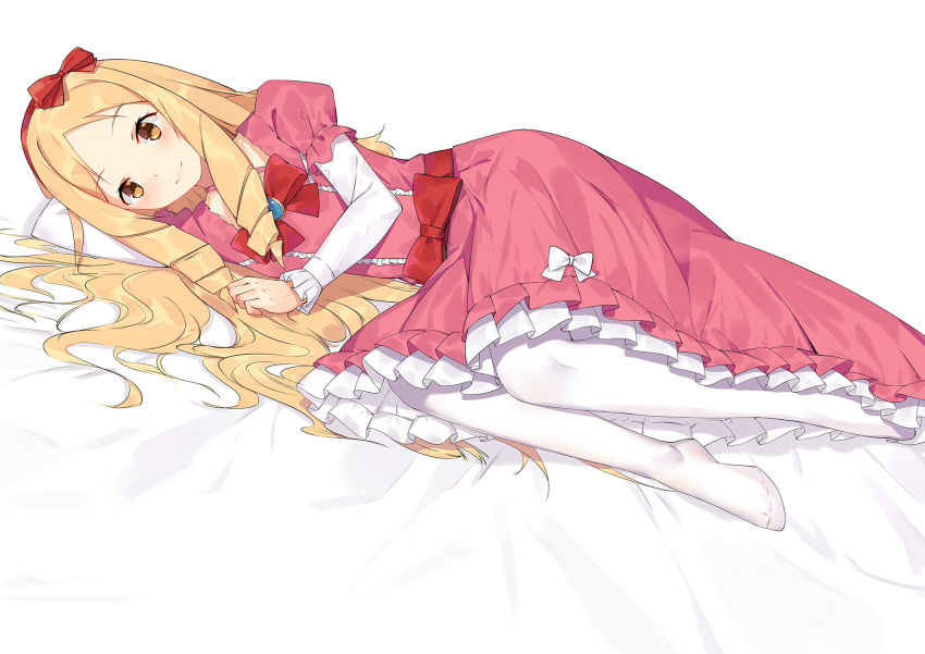 1girl, arm_up, bed_sheet, blonde_hair, blush, bow, bowtie, brooch, brown_eyes, closed_mouth, collarbone, commentary_request, dress, drill_hair, eromanga_sensei, frilled_dress, frills, full_body, gem, hair_bow, hairband, highres, jewelry, layered_sleeves, long_hair, long_sleeves, looking_at_viewer, lying, no_shoes, on_side, pantyhose, pink_dress, puffy_short_sleeves, puffy_sleeves, red_bow, red_bowtie, red_hairband, sapphire_(stone), short_sleeves, simple_background, smile, solo, tareme, very_long_hair, wavy_hair, white_background, white_legwear, wujia_xiaozi, yamada_elf