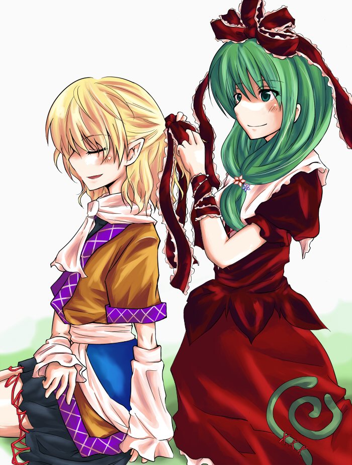arm_warmers, armwarmers, asamori, blonde_hair, closed_eyes, dress, flower, front_ponytail, green_eyes, green_hair, hairdressing, kagiyama_hina, mizuhashi_parsee, multiple_girls, pointy_ears, ribbon, ribbons, sitting, touhou