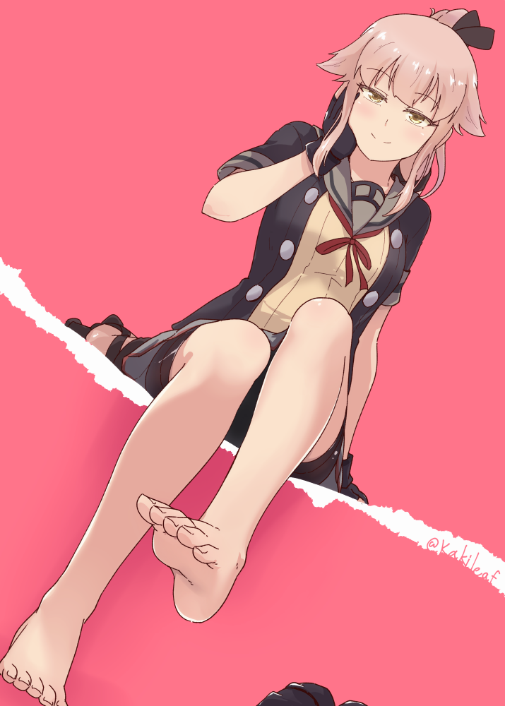 1girl, arm_at_side, bangs, bare_arms, barefoot, bike_shorts, black_gloves, black_jacket, black_ribbon, black_shoes, black_shorts, blush, brown_eyes, buttons, closed_mouth, dutch_angle, eyebrows_visible_through_hair, feet, foreshortening, gloves, grey_skirt, hair_ribbon, hand_on_own_cheek, jacket, kakiha_makoto, kantai_collection, knee_up, long_hair, looking_at_viewer, pink_hair, red_ribbon, ribbon, school_uniform, seductive_smile, serafuku, shoes, shoes_removed, short_sleeves, shorts, shorts_under_skirt, sitting, skirt, smile, soles, solo, toes, tsurime, twitter_username, unbuttoned, very_long_hair, yura_(kantai_collection)