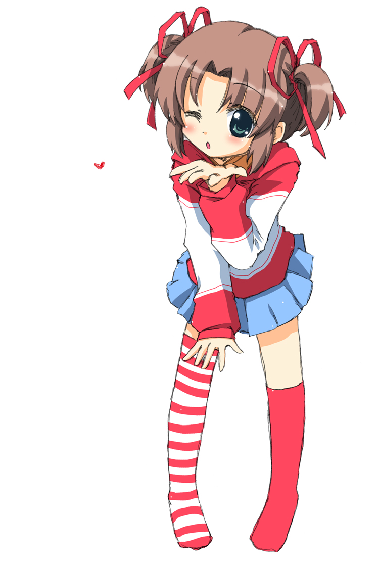 blown_kiss, blush, bow, brown_hair, futaru_usagi, green_eyes, heart, kiss